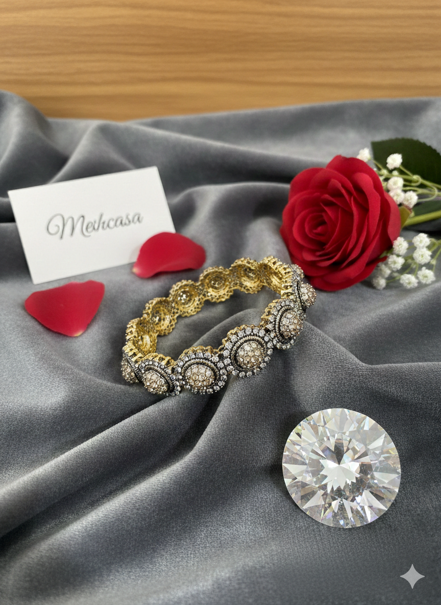 High Quality Gold Plated Hand Cuff