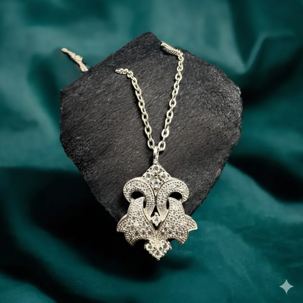1-Karat Zircon Solitaire Pendant