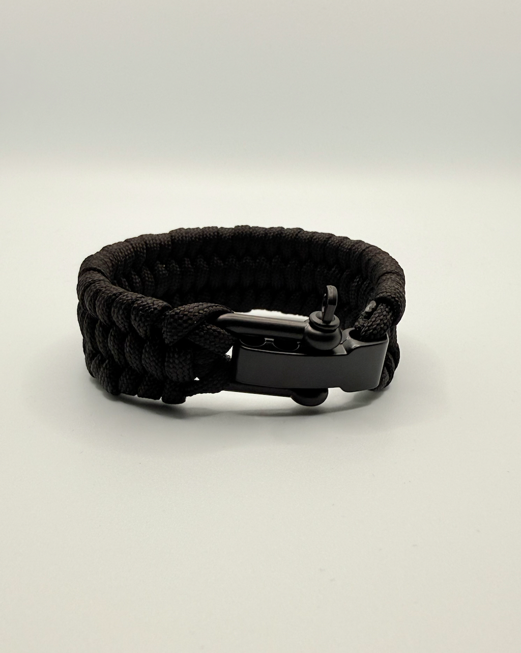 Men’s Tactical Paracord Bracelet with Matte Black Steel Shackle Clasp - Navy, Black, Army Green