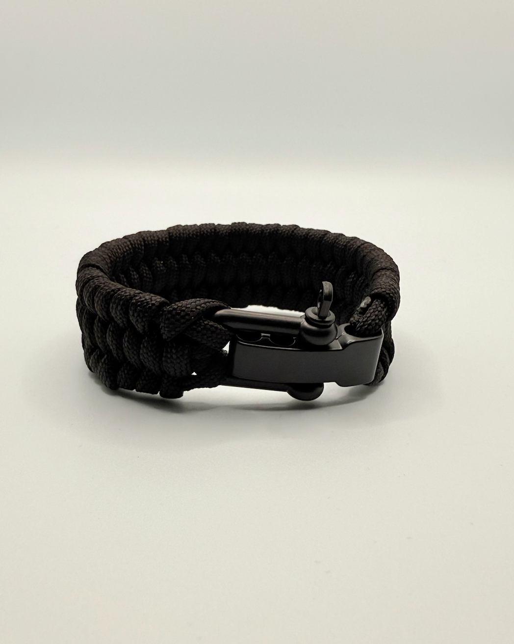 Men’s Tactical Paracord Bracelet with Matte Black Steel Shackle Clasp - Navy, Black, Army Green