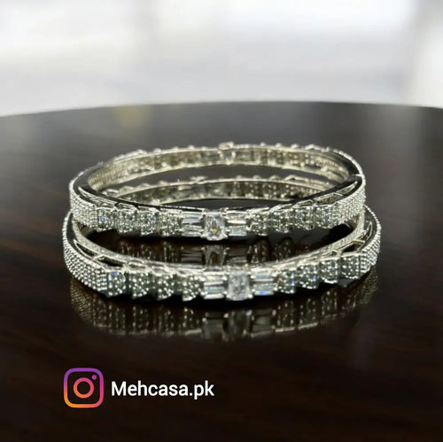 1 Karat Gold Bangle